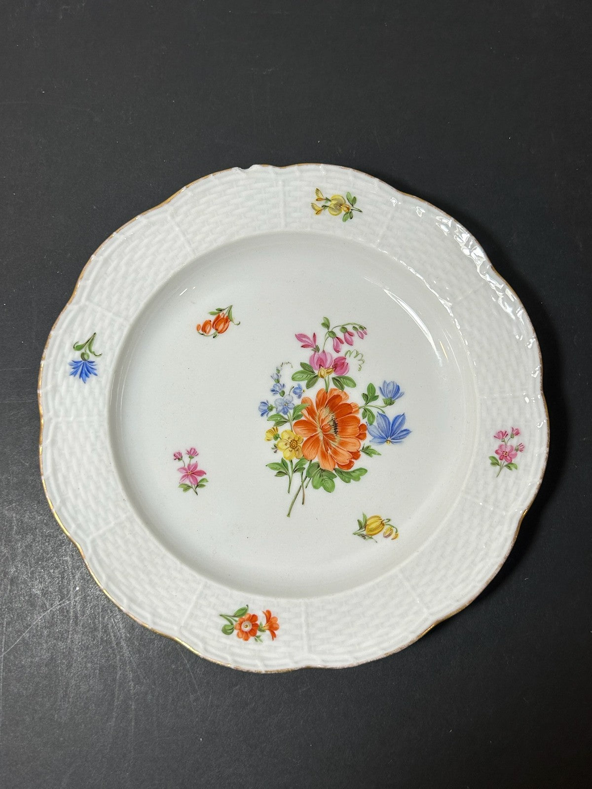 Antique Meissen Porcelain Plate Deutsche Blumen Basketweave Border 18cm0