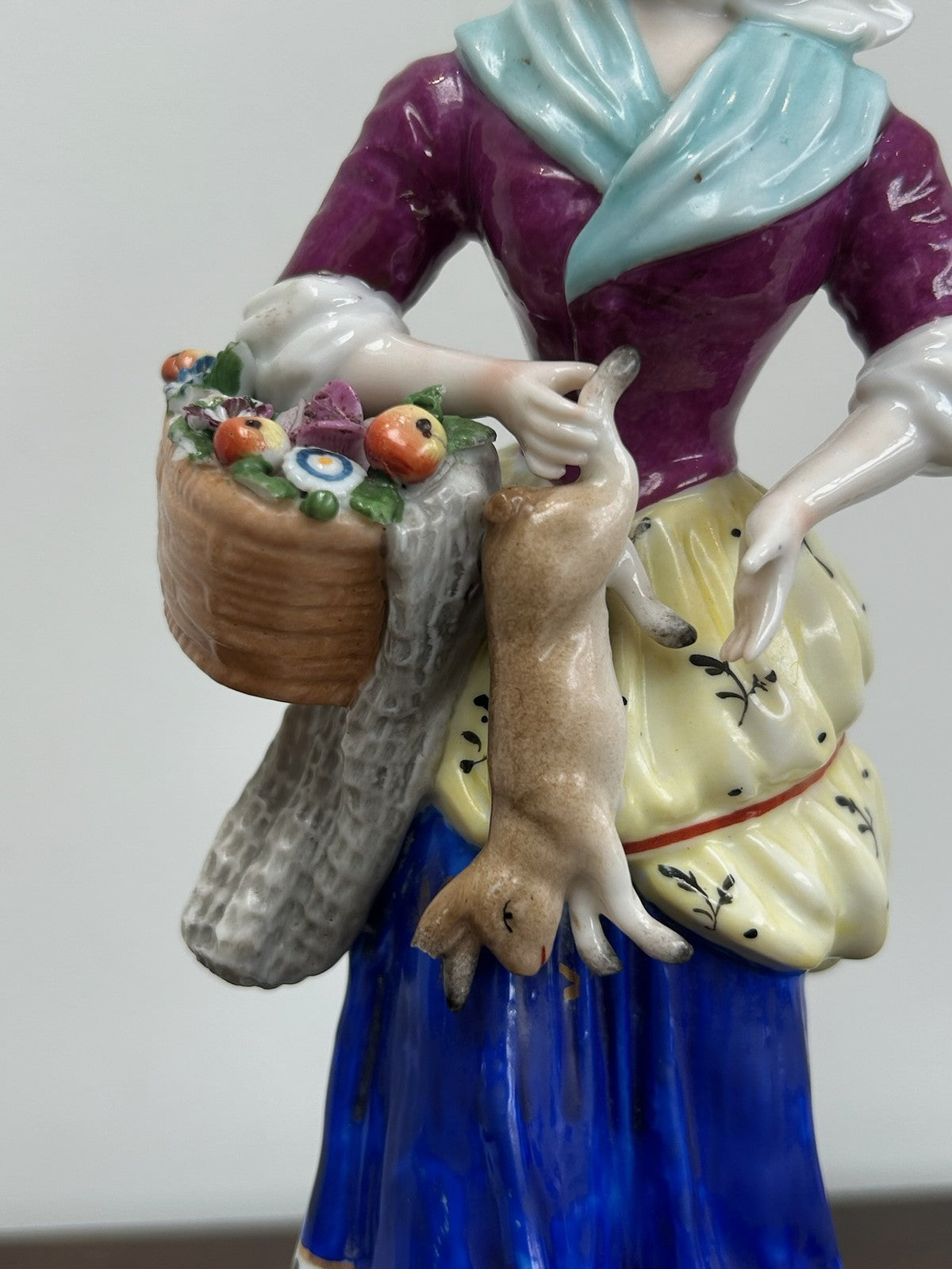 Antique Chelsea Style Porcelain Figurine Lady Flowers Gold Anchor Mark 22cm2