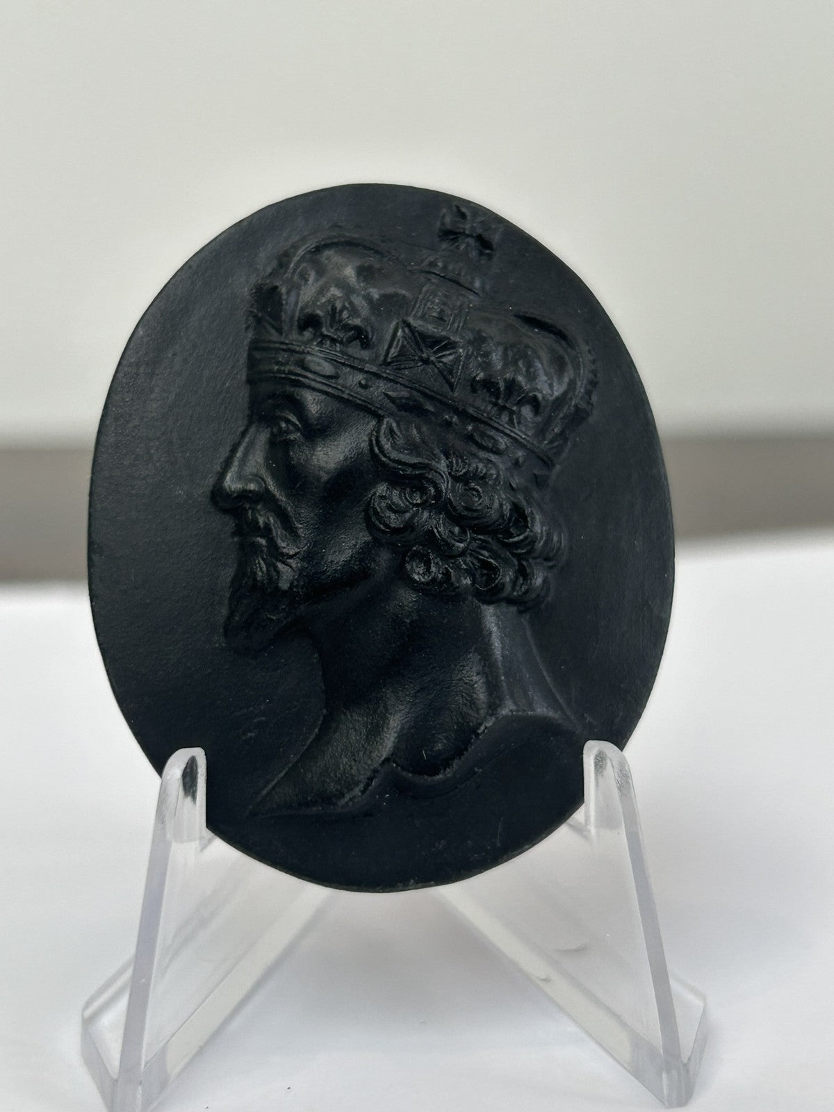 Wedgwood Black Basalt Portrait Medallion No.24 James I Kings of England c.18000
