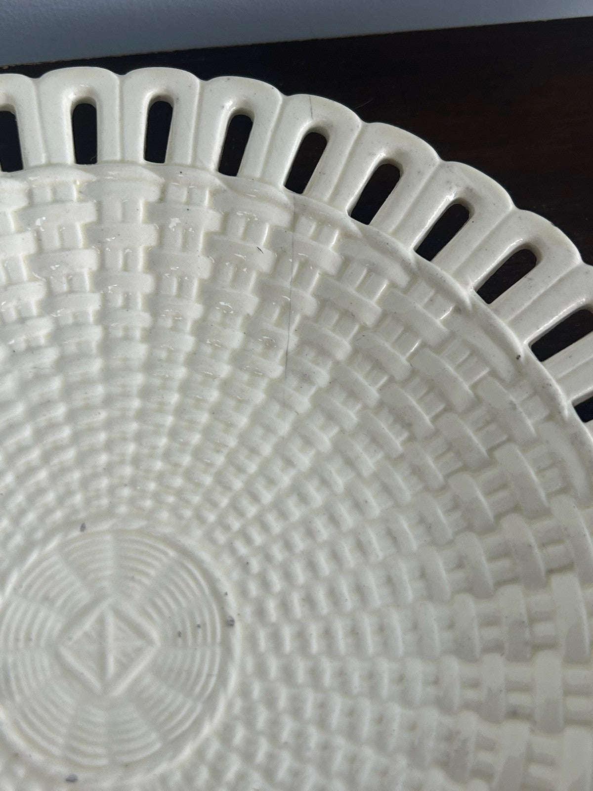 Waechtersbach Pierced Creamware Reticulated Plate 23cm (hairline)4