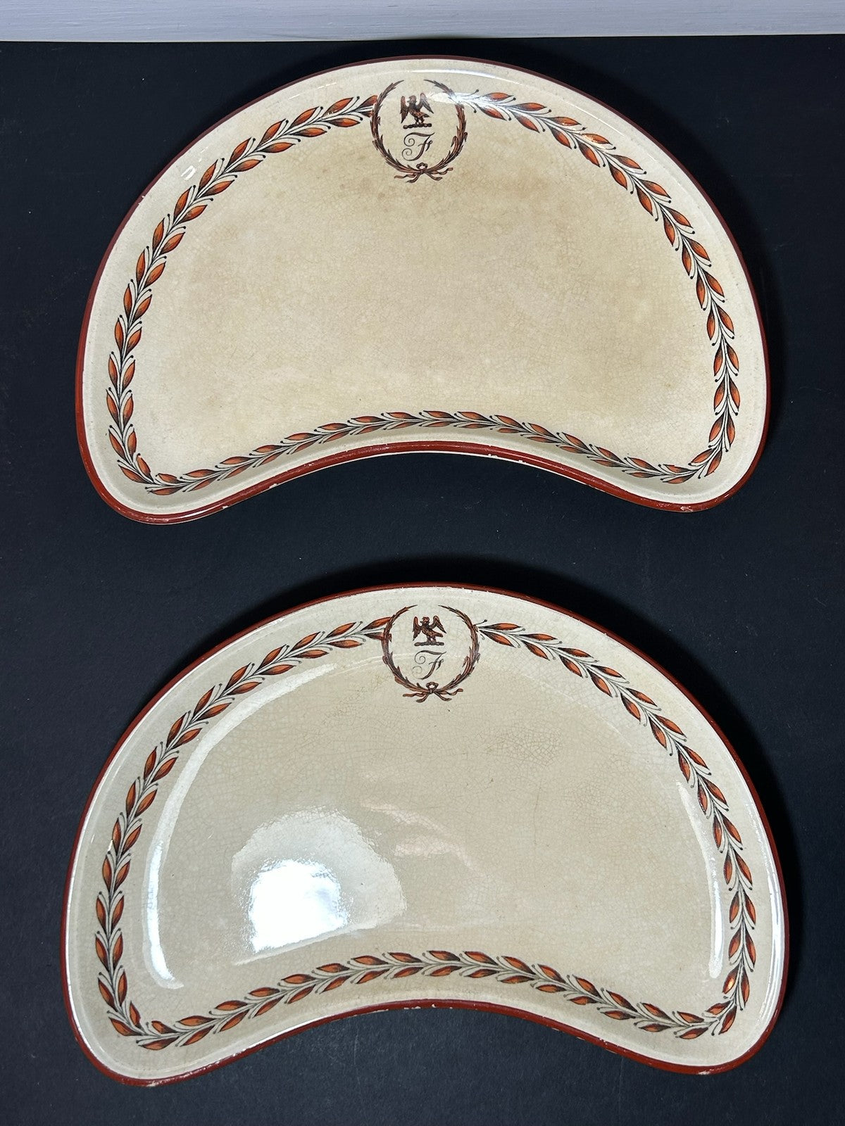 Four Antique Wedgwood Queens Ware Crested Crescent Salad Dishes Mortlocks 18871
