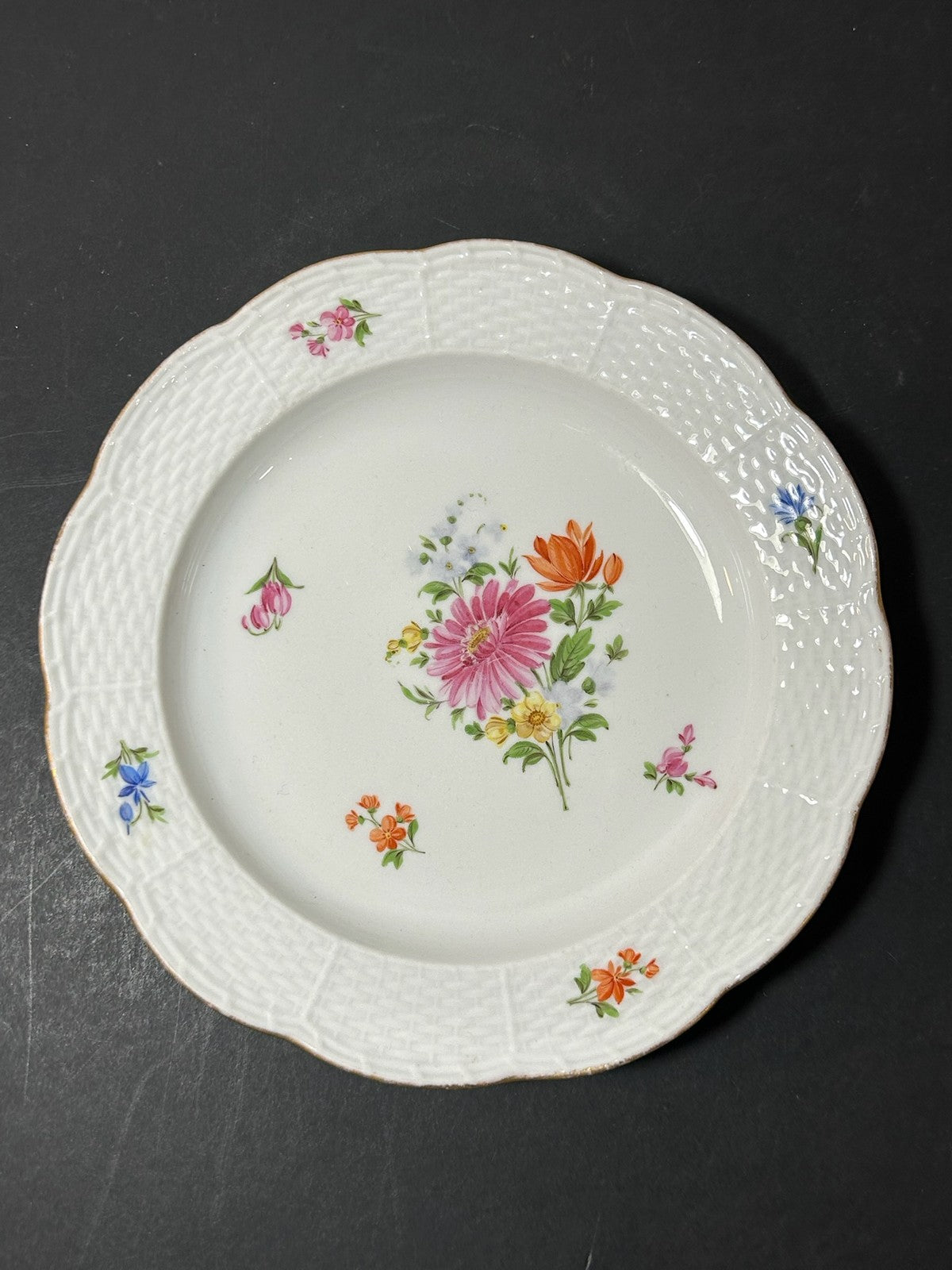 Antique Meissen Porcelain Plate Deutsche Blumen Basketweave Border 19cm0