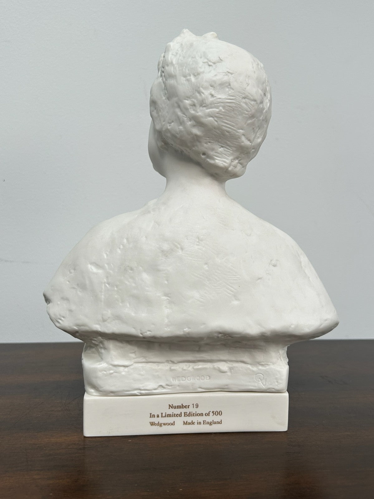 Wedgwood Carrara Ware Bust Queen Elizabeth the Queen Mother Ltd 19/5002