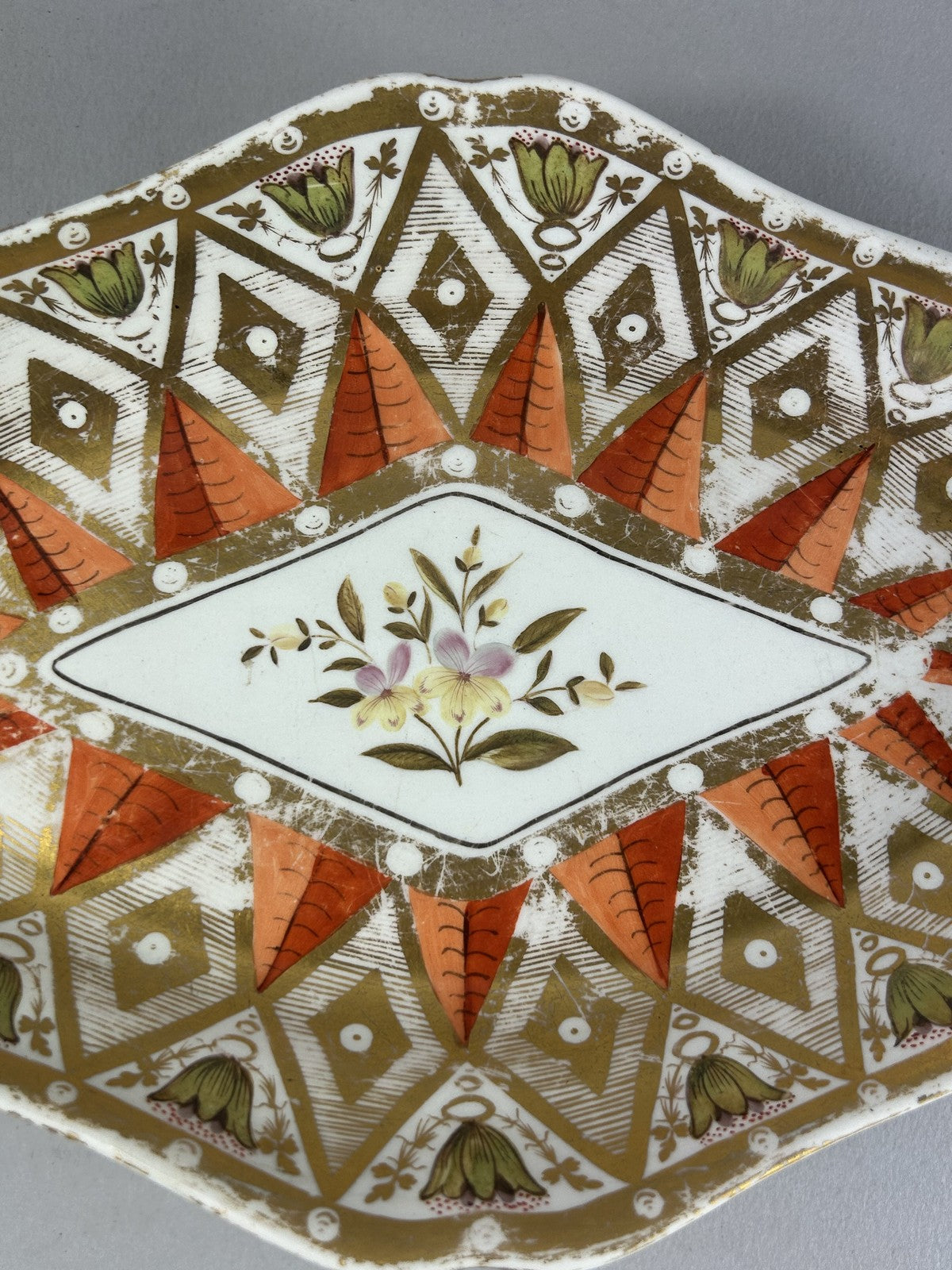 18th Century Worcester Gilt Red Porcelain Serving Dish 27cm