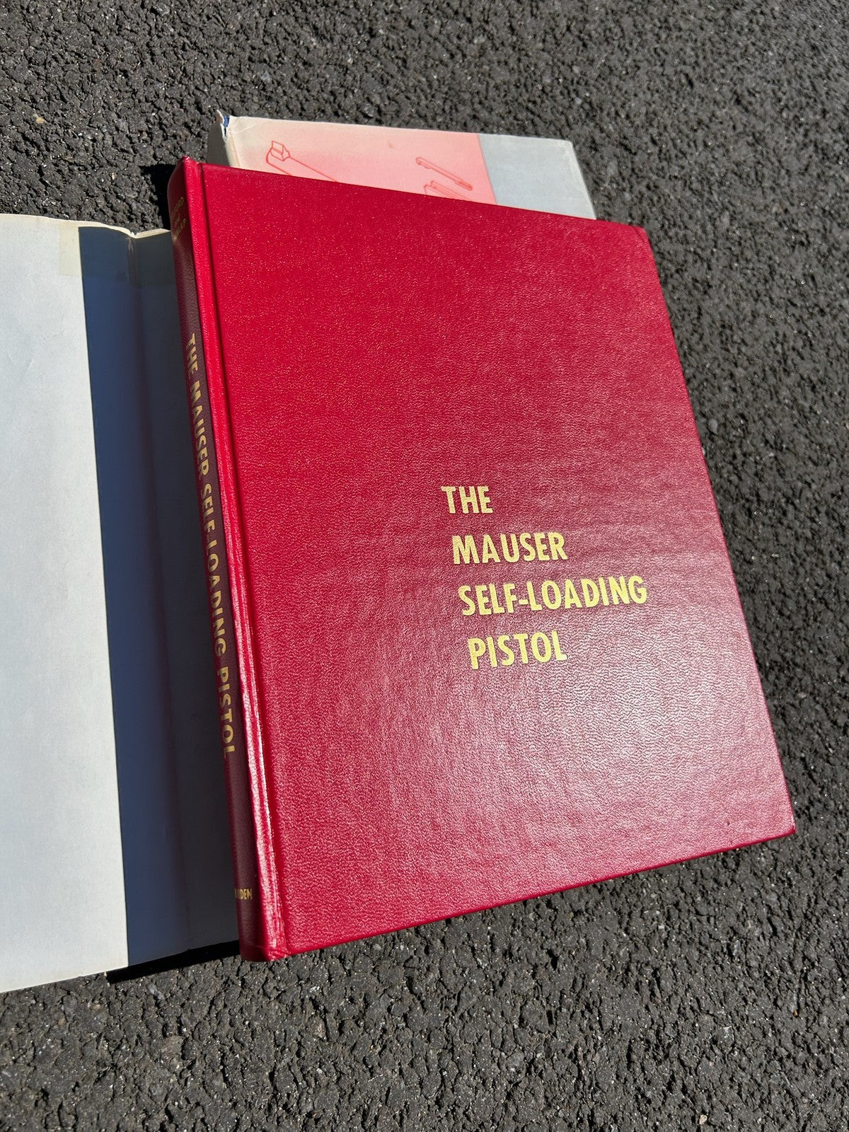 The Mauser Self Loading Pistol Belford Dunlap 1969 First Edition Hardback DJ C9614
