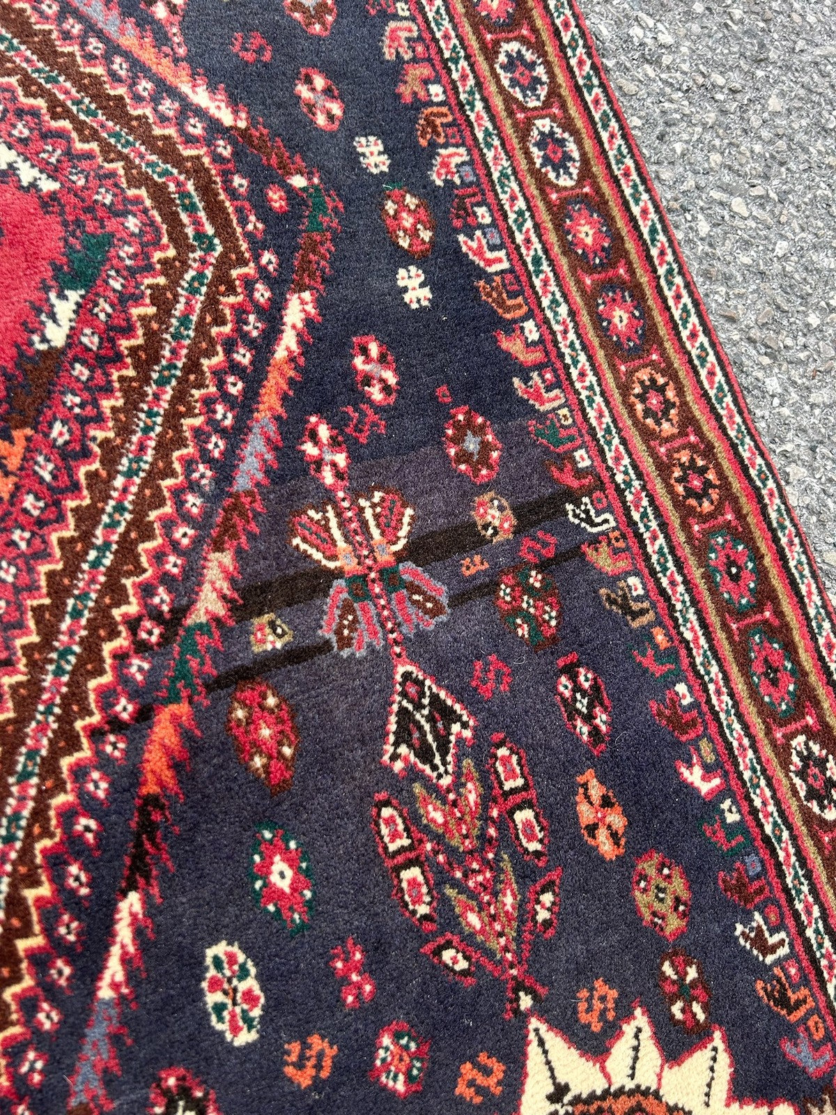 Vintage Oriental Rug Red Navy Central Medallion Floral Pattern Wool Fringed9