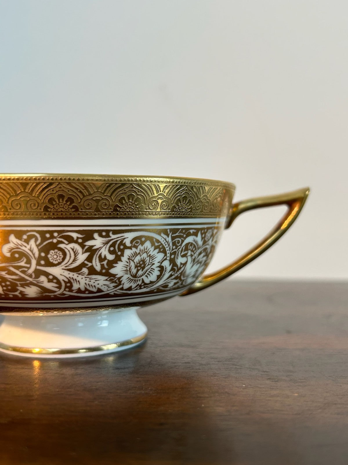 Minton Porcelain Ball Bone China Cream Soup Cup Twin Handled Gilt Pattern H51612