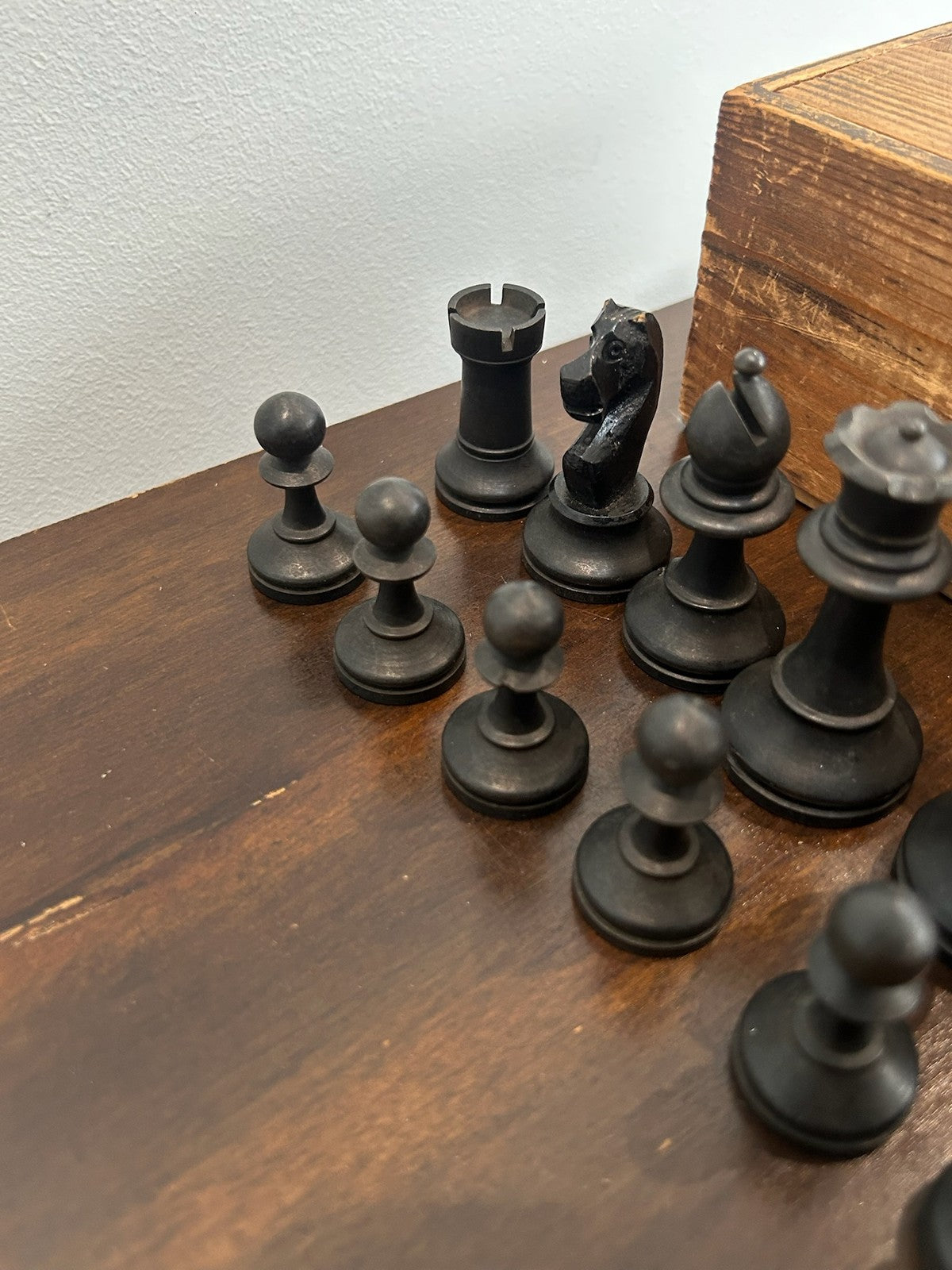 Vintage Wooden Chess Set Complete with Original Storage Box Staunton Style4
