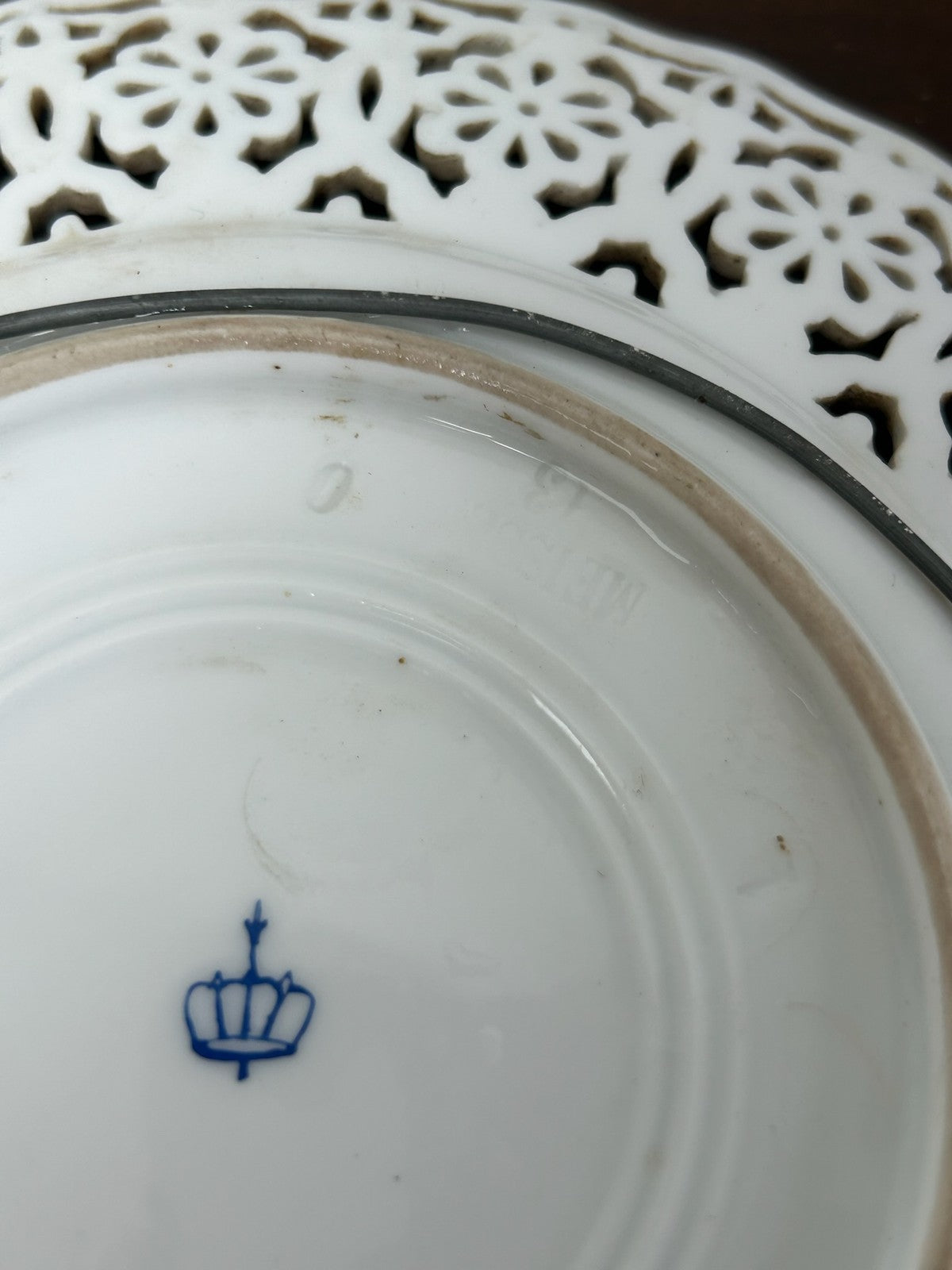 Antique Meissen Porcelain Reticulated Cabinet Plate Hand Painted Flowers Gilt6