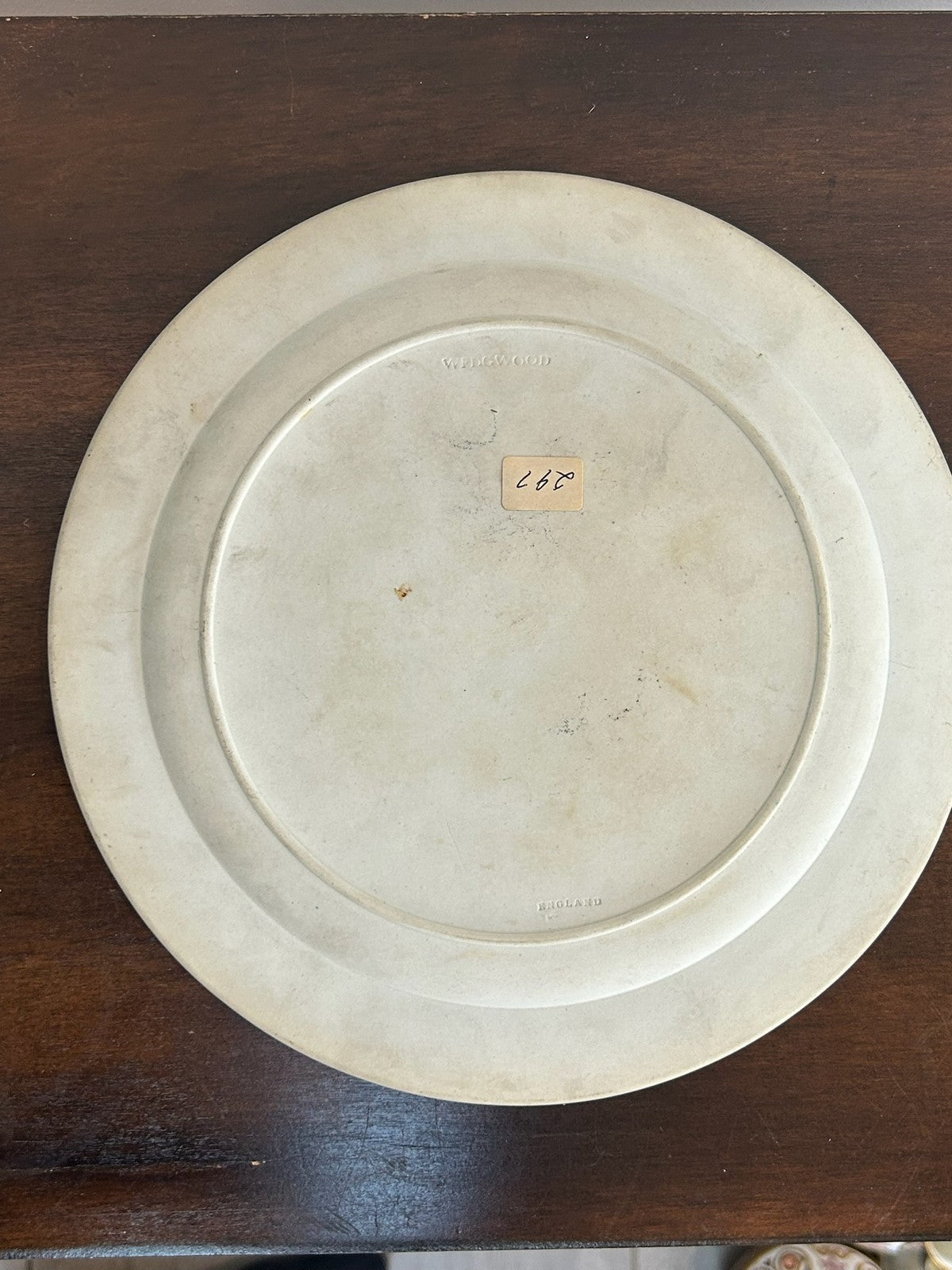 Wedgwood Tricolour Jasperware 'Trophy Plate' Neoclassical 22cm5