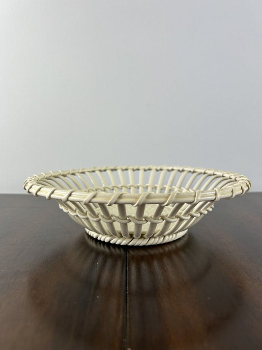 Antique Wedgwood Creamware Basket Weave Bowl - 19th Century