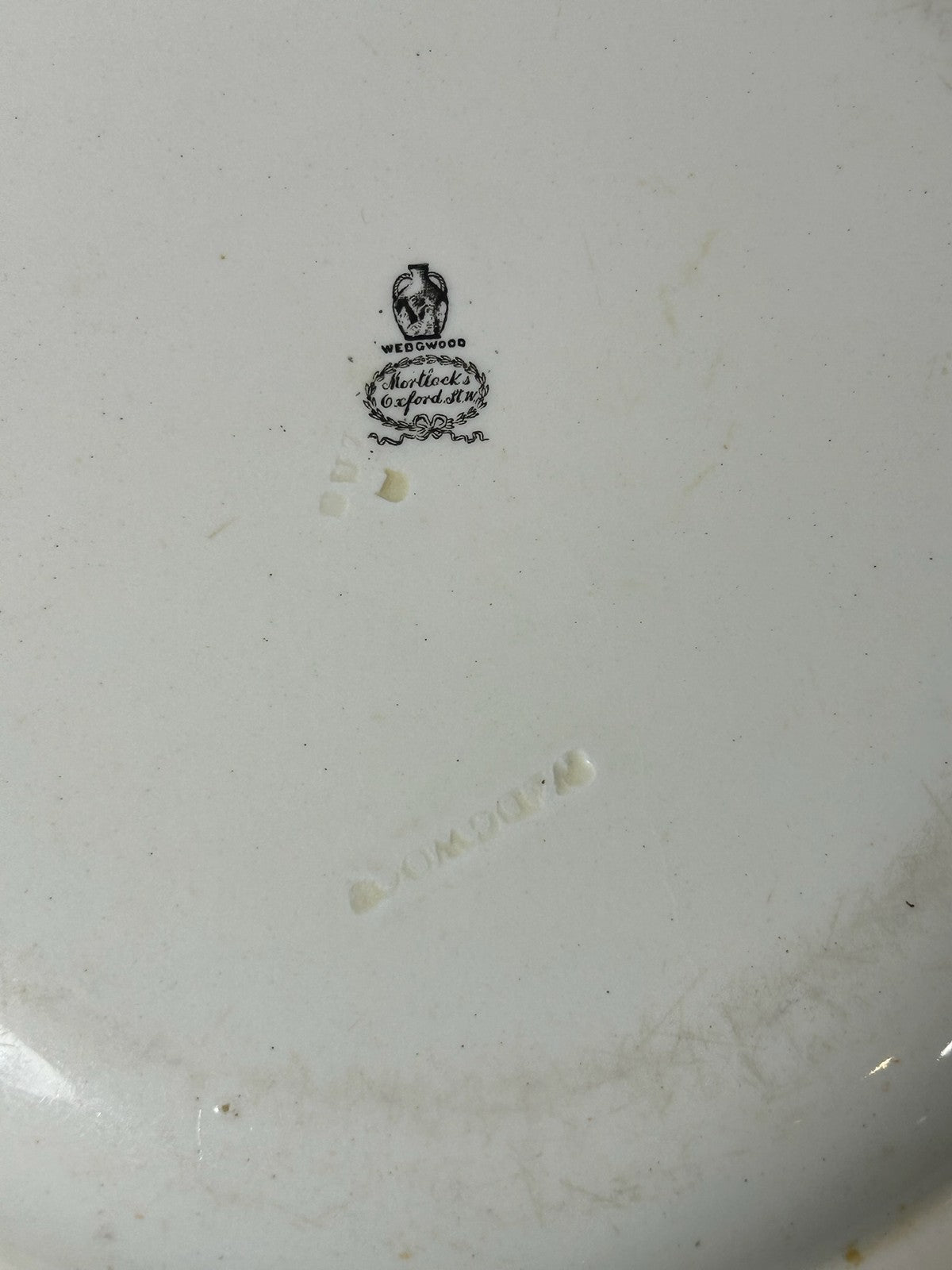 Antique Wedgwood Queens Ware Crested Plate Eagle Laurel Mortlocks 1887 25cm2