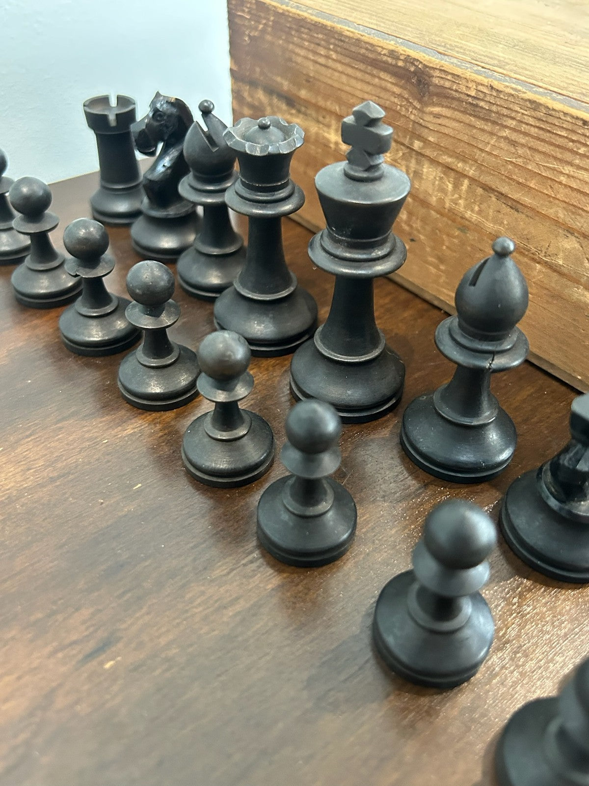 Vintage Wooden Chess Set Complete with Original Storage Box Staunton Style5