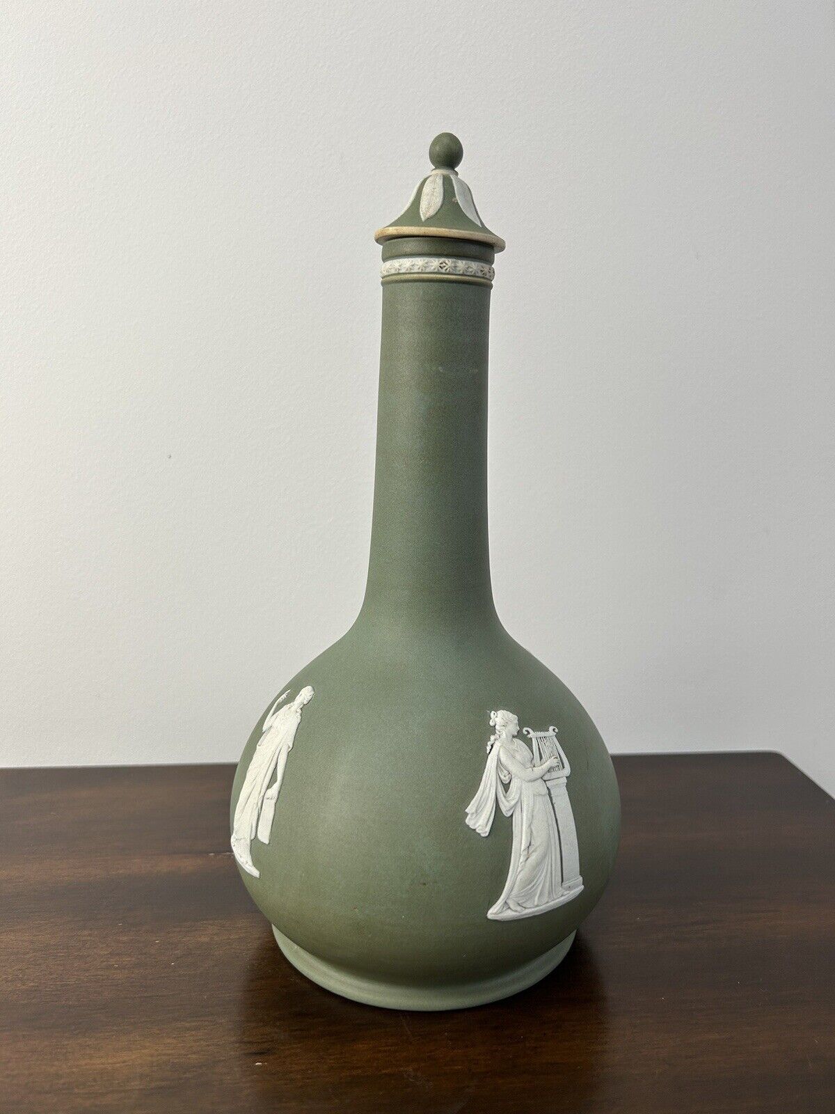 Wedgwood Jasperware Decanter Green Large Humphrey Taylor With Stopper