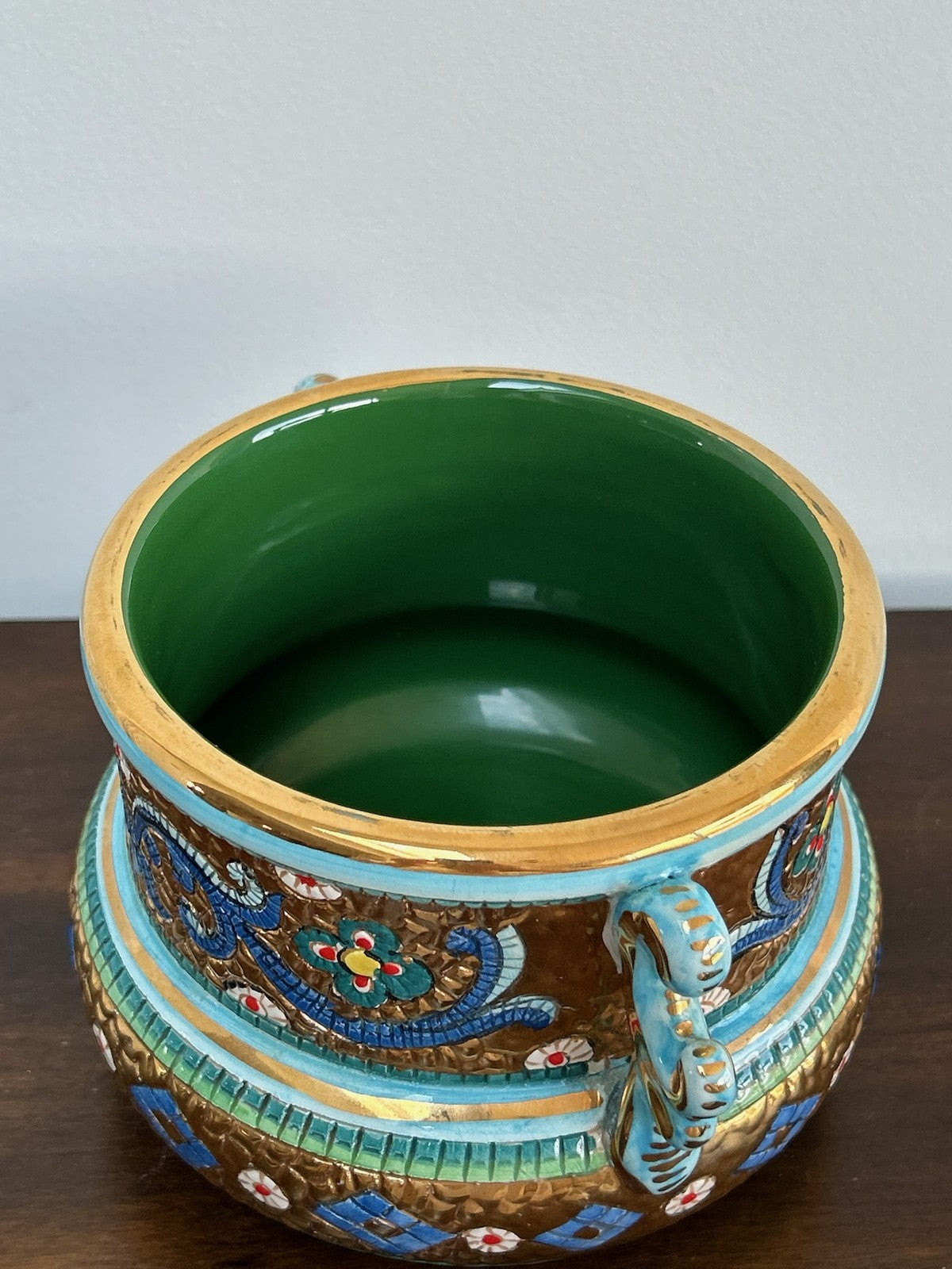 Italian Hand Painted Majolica Jardiniere Oro Zecchino Gilt Florets7