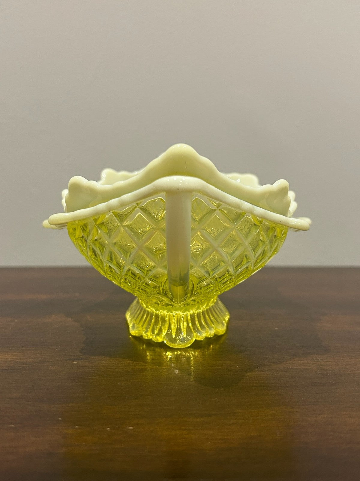 Davidson Primrose Pearline Uranium Glass Boat Bowl Lady Chippendale c.18953