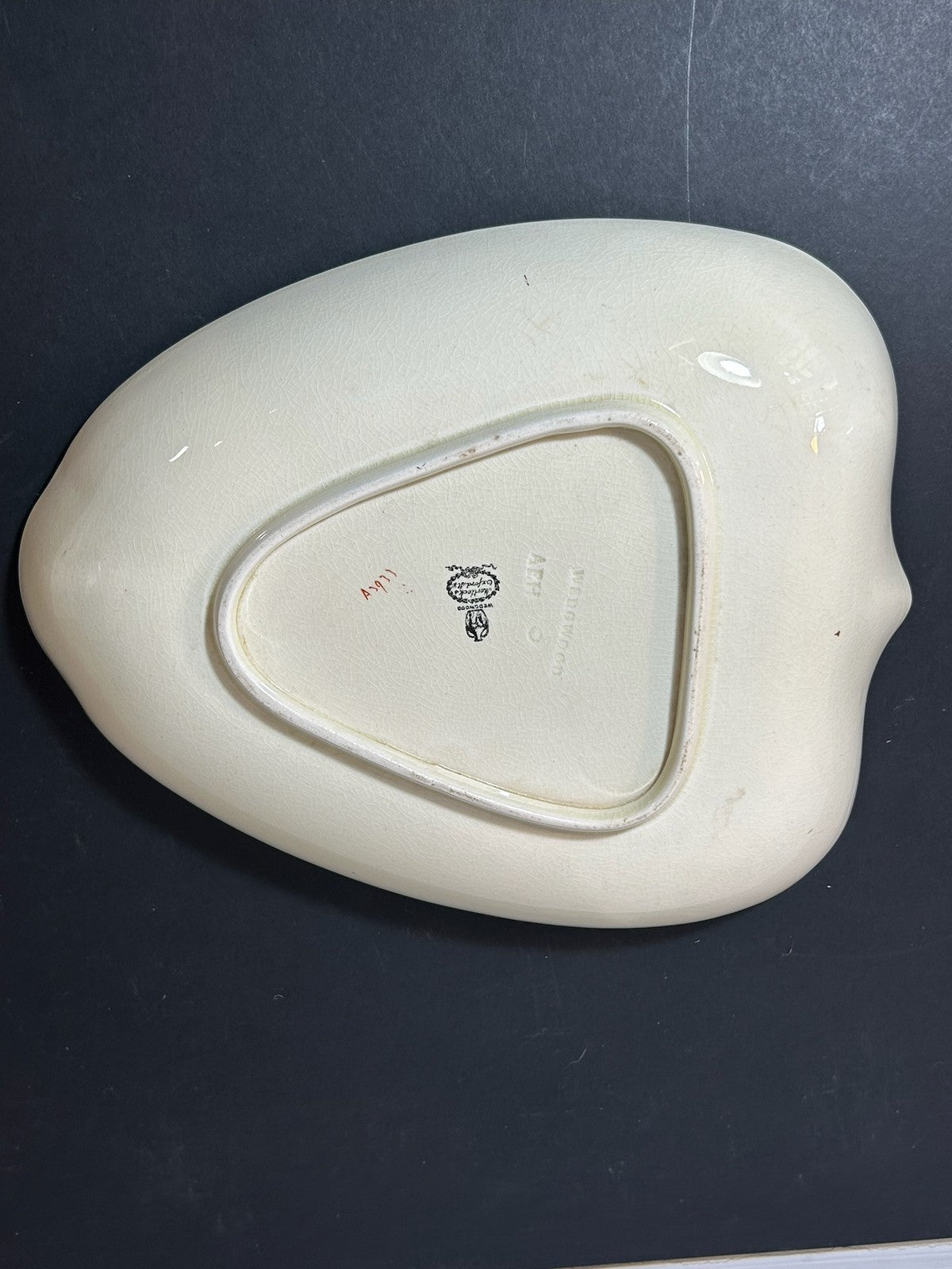 Antique Wedgwood Queens Ware Crested Heart Shaped Dessert Dish Mortlocks 18874