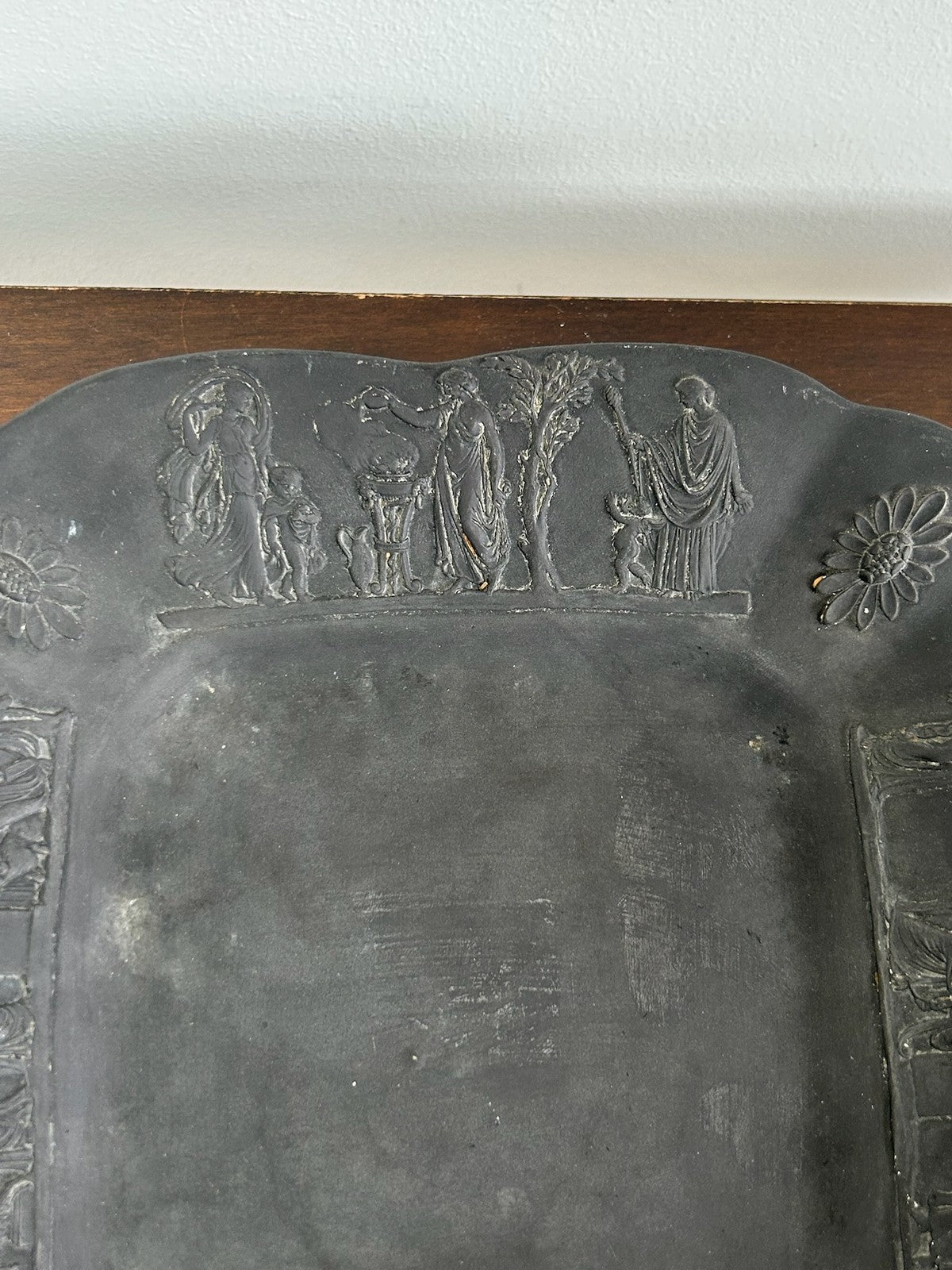 Wedgwood Black Basalt Shaped Dish Impressed WEDGWOOD 19th C 22x254