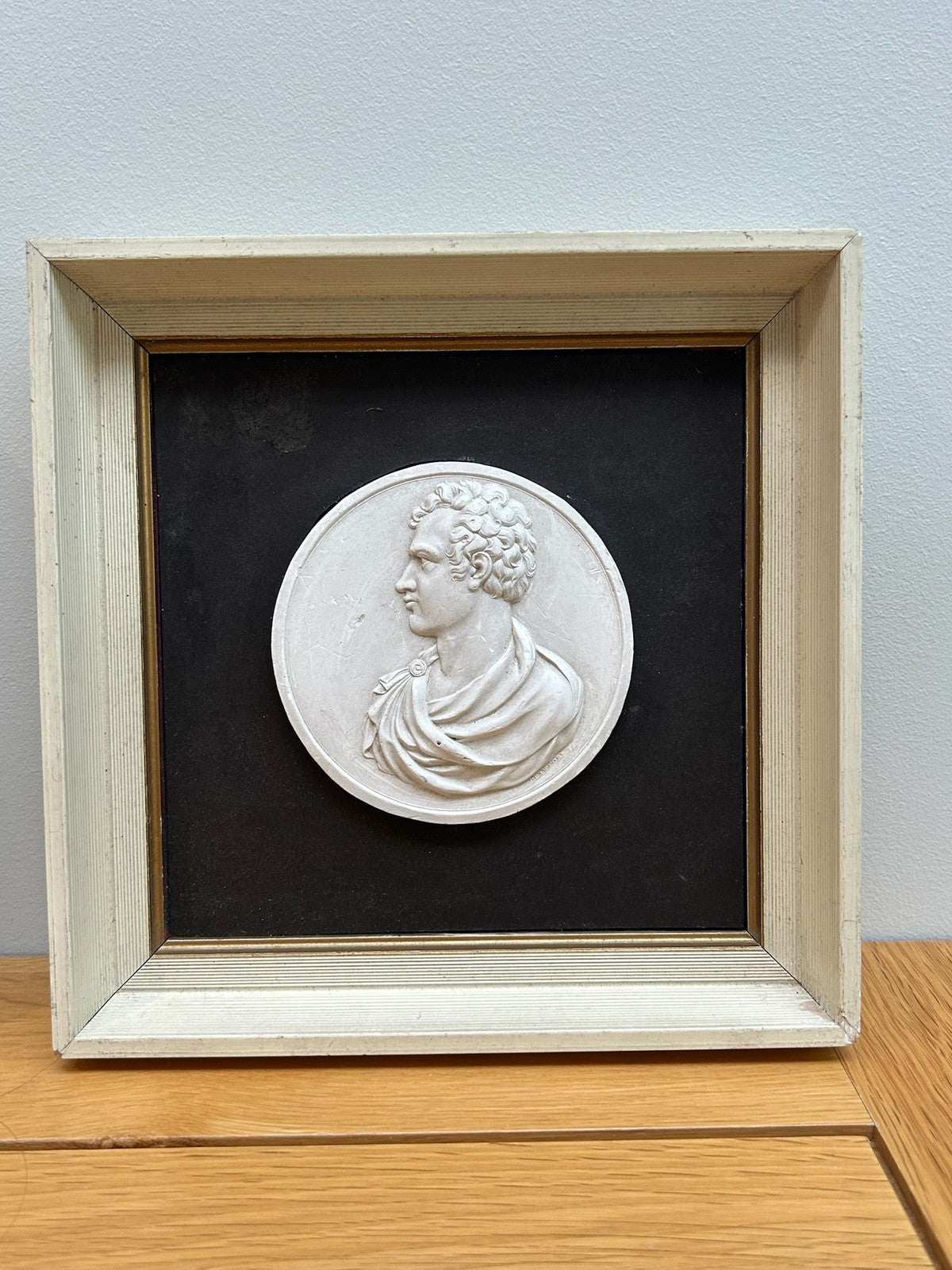Pair Antique Plaster Relief Portrait Medallions Walter Scott & Lord Byron Framed6