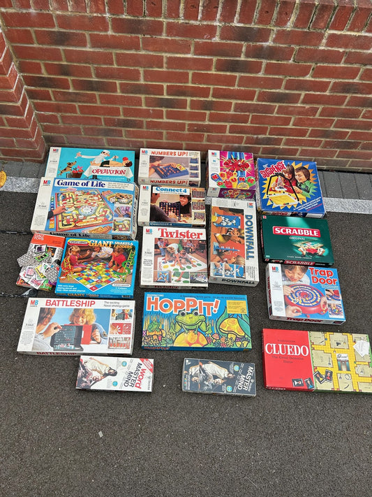 Job Lot of Various Vintage Board Games As Found Cluedo Twister Battleship0