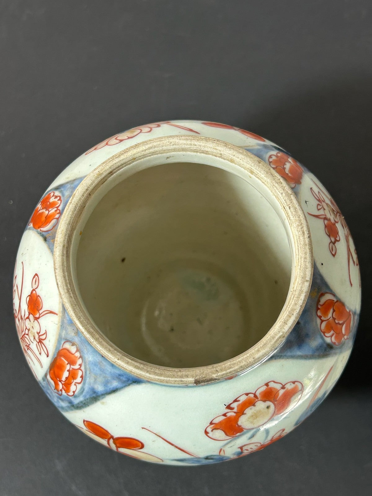 17th Century Japanese Arita Imari Jar and Cover Shishi Finial Edo Period 23cm7