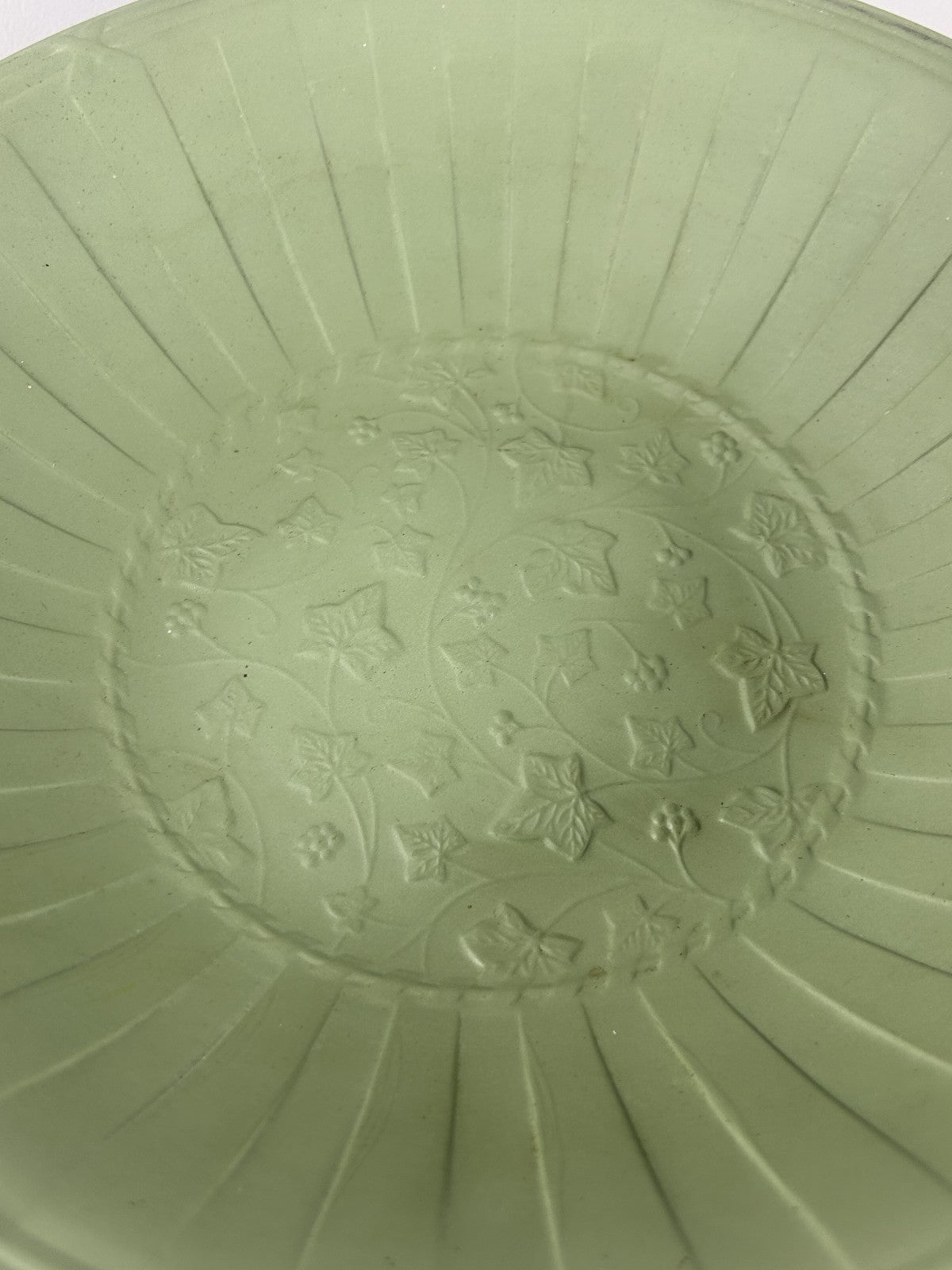 Large Green Wedgwood Jasperware Ivy Pattern Bowl 30cm