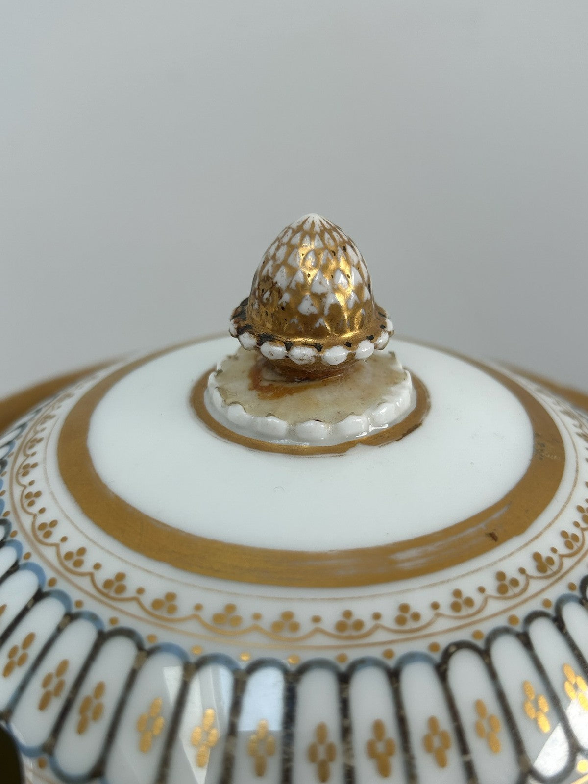 Antique Paris Porcelain Schoelcher Empire Covered Urn Lion Masks Paw Feet Gilt7