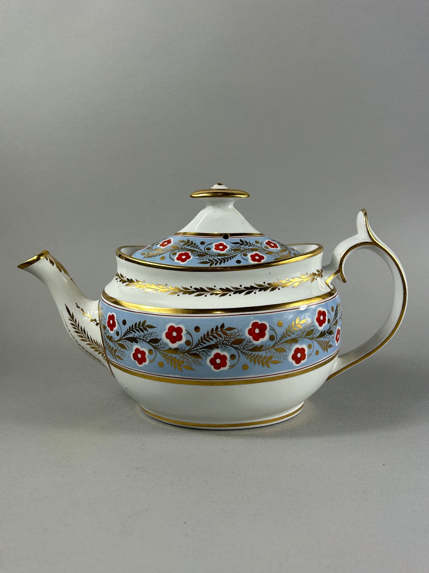 Early 19th Century British Porcelain Teapot with Gilt Floral Border