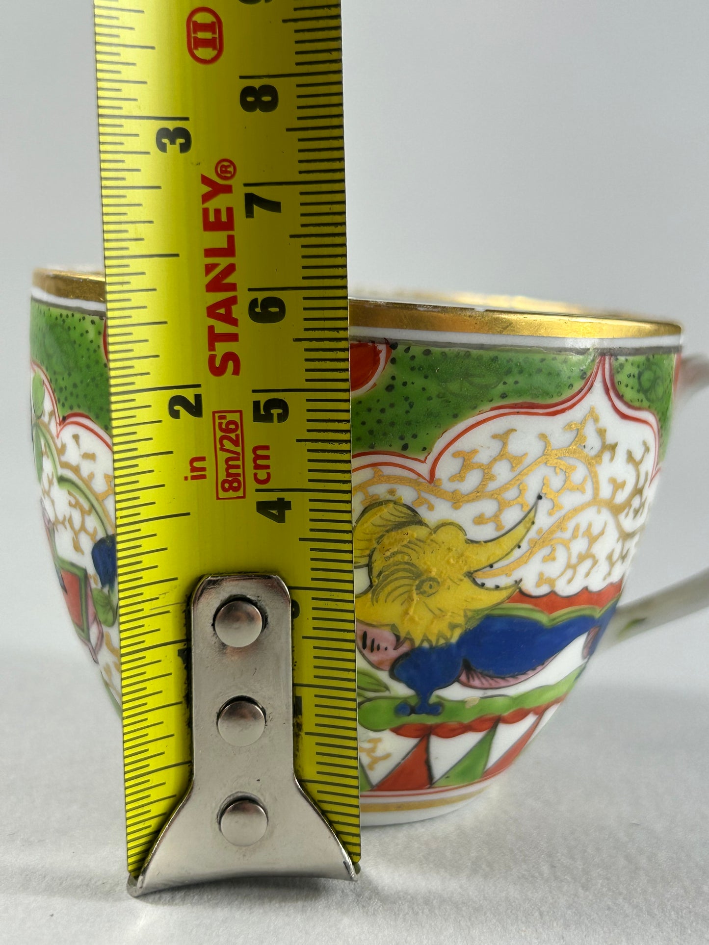 Regency Old Dragons polychrome porcelain tea cup c.1815