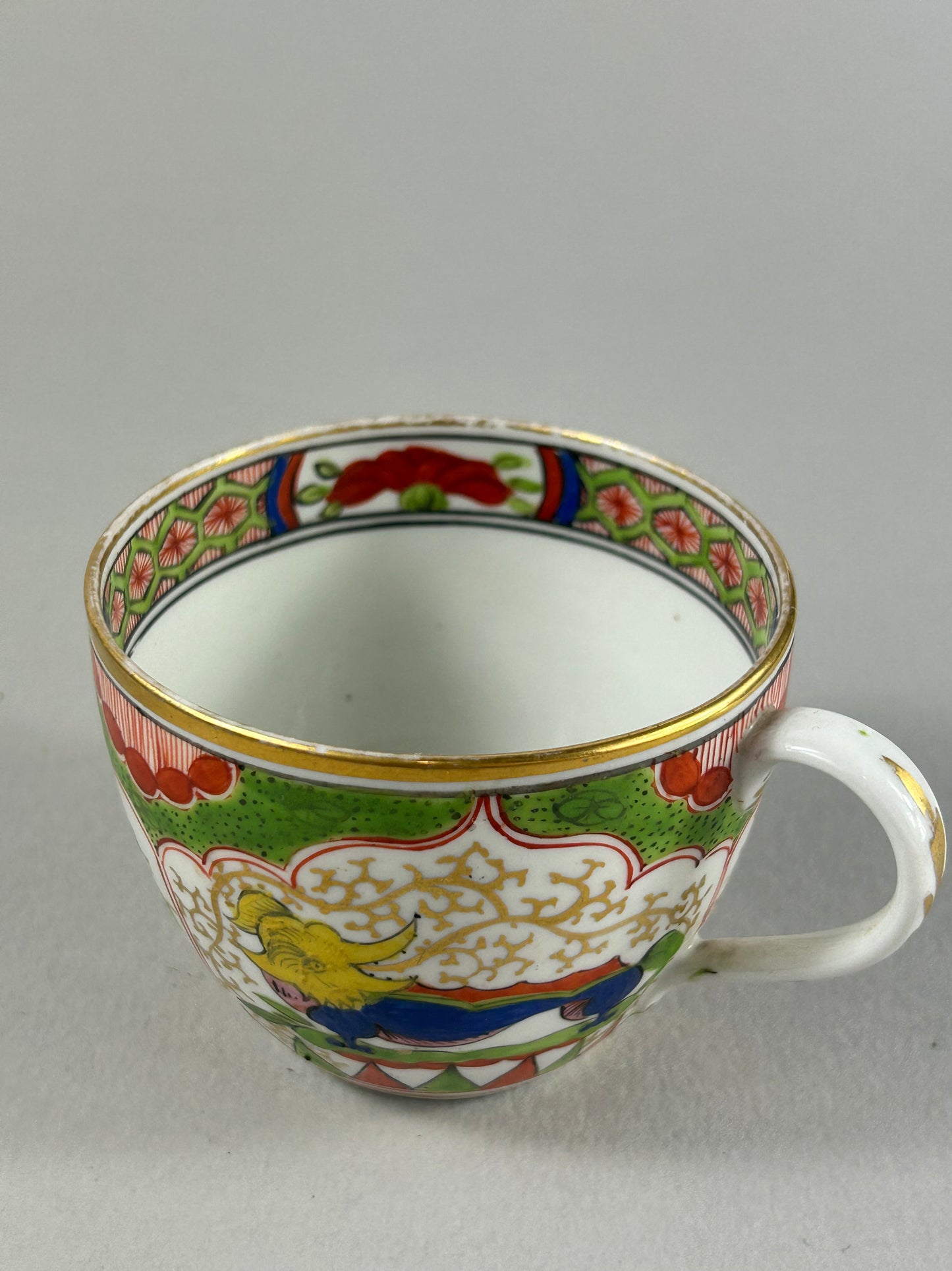 Regency Old Dragons polychrome porcelain tea cup c.1815
