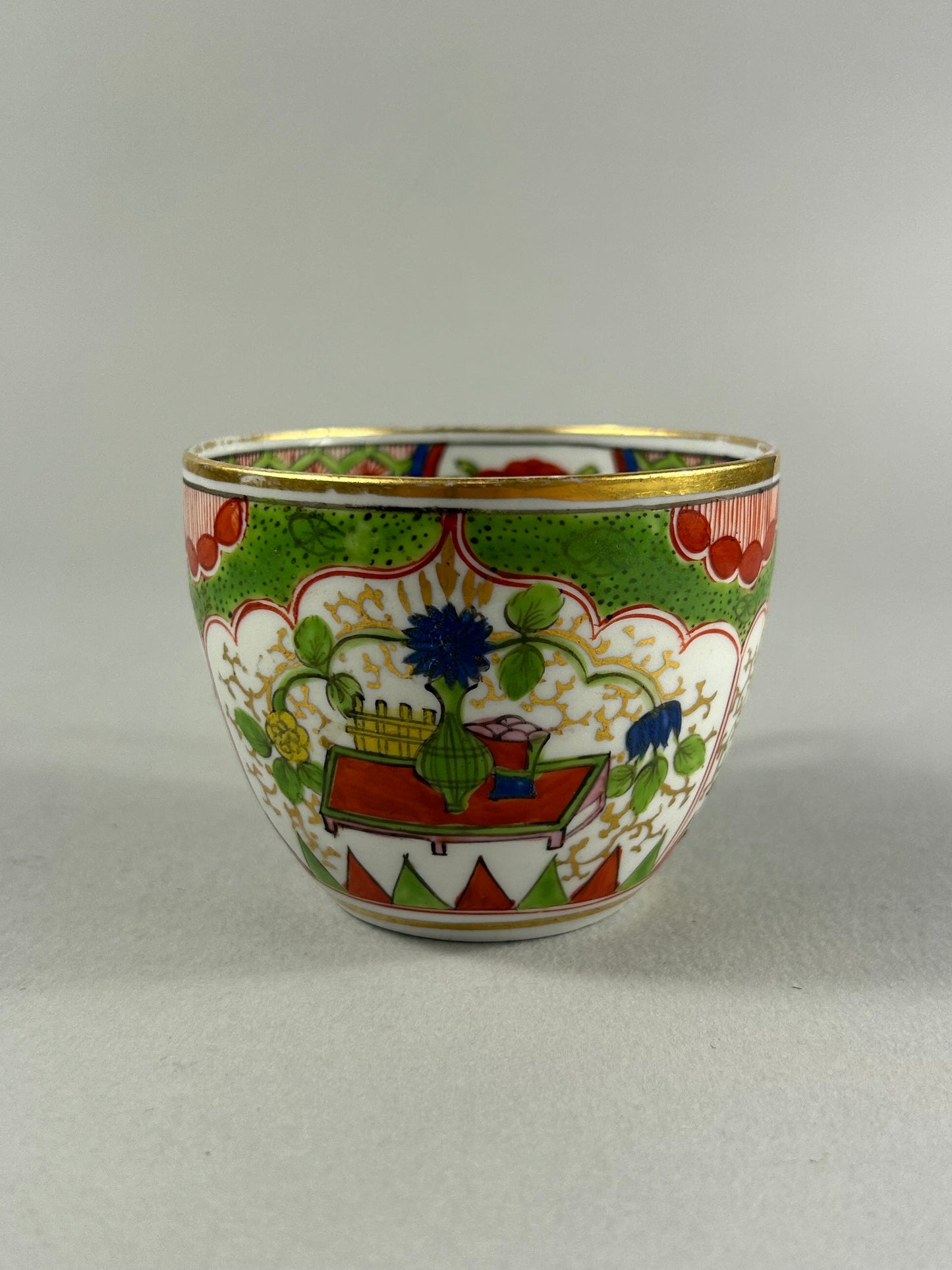 Regency Old Dragons polychrome porcelain tea cup c.1815